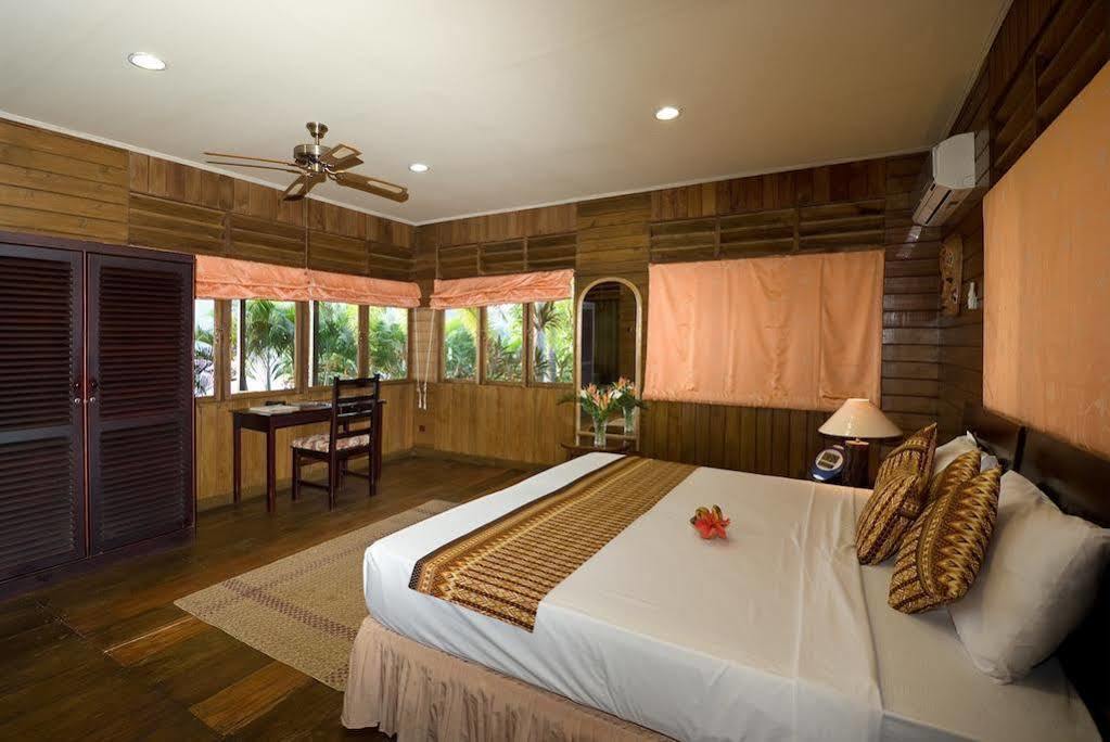 Lembeh Resort Bitung Extérieur photo
